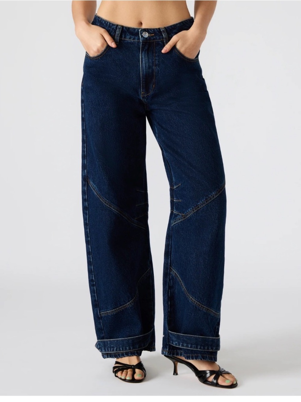 Steve Madden Tre dark wash denim barrel-leg jeans NWT sz 27